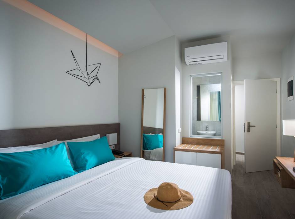 DOUBLE STANDARD ROOM