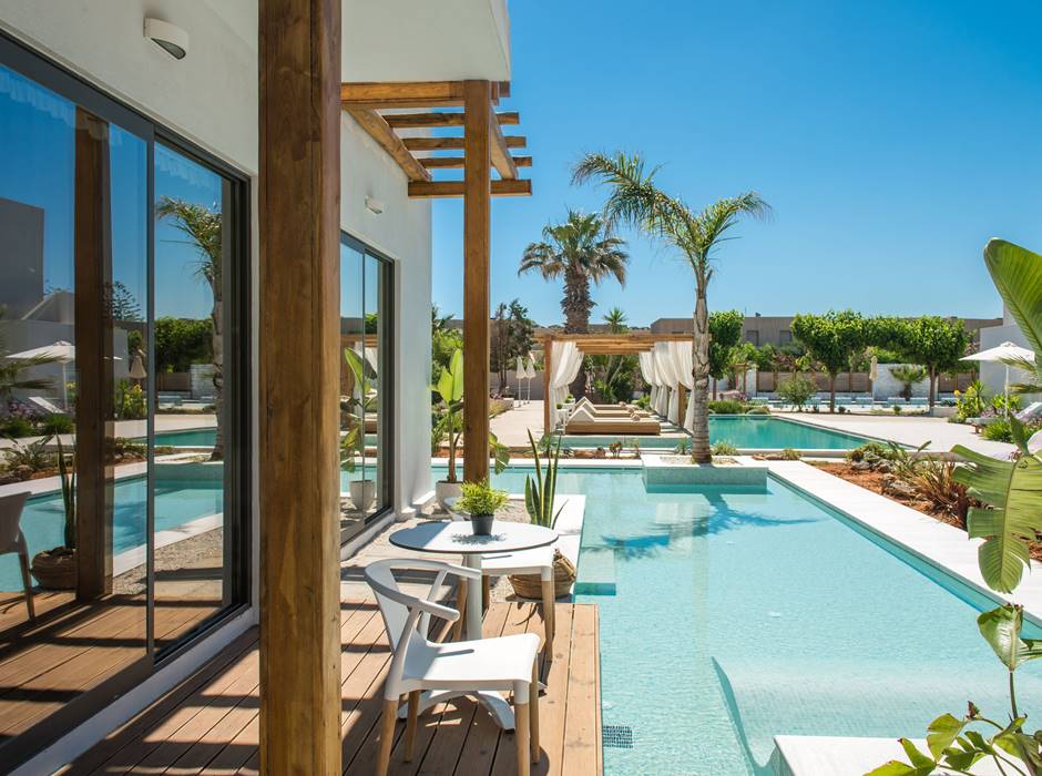 DOUBLE WET SUPERIOR ROOM